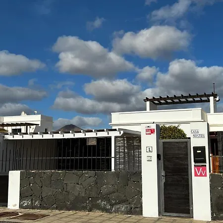 Splendid Casa Nostra, Private Pool, Wifi, Garden Playa Blanca